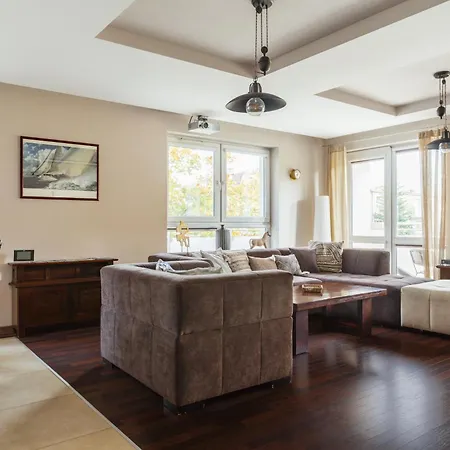 Baltic Breeze アパート グディニャ